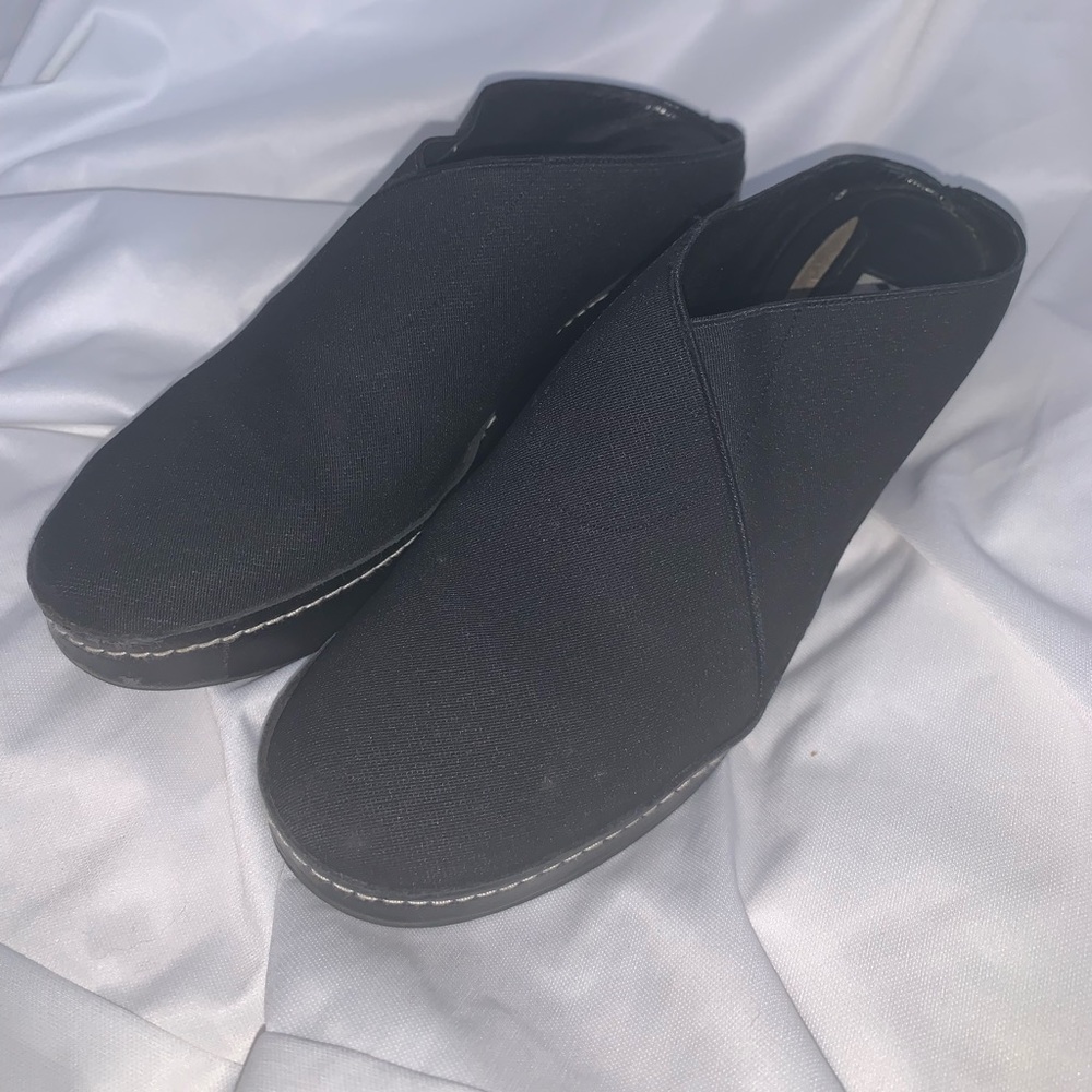 Donald Pliner Mule Wedges